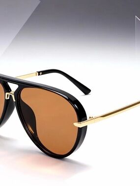 Oversized Vintage Style Brown Lens Sunglasses